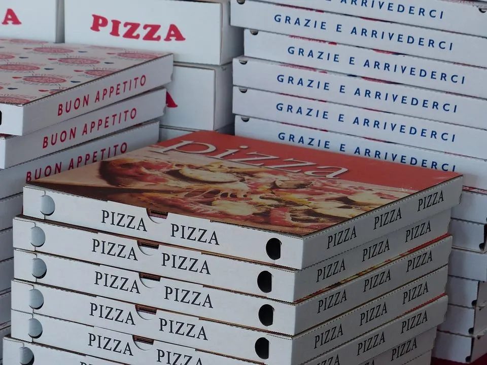 Image of Packaging Atlanta's Prime Pizza Boxes stacked up.